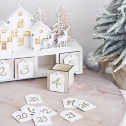 Holzadventskalender zum Befüllen Nordic House