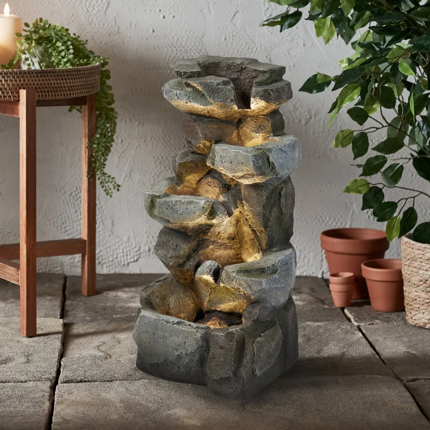 Ingleton 88cm LED Gartenbrunnen Felsen