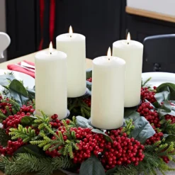 Kerzenständer Tischdeko mit 4 elfenbeinfarbenen TruGlow® LED Stumpenkerzen Echtwachs