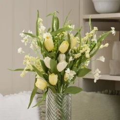 Künstlicher Frühlingsstrauß mit Tulpen & Gänseblümchen buttergelb, 60 cm