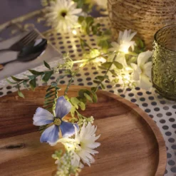 LED-Blumengirlande mit warmweißen Mikro-LEDs in Blau & Weiß
