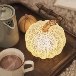 LED Deko Kürbis aus Glas antikweiß