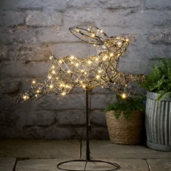 LED Figur hüpfender Hase