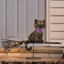 LED-Halloween-Katze auf Besen mit Timer für den Außenbereich