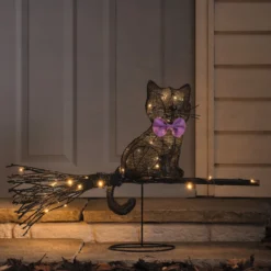 LED-Halloween-Katze auf Besen mit Timer für den Außenbereich
