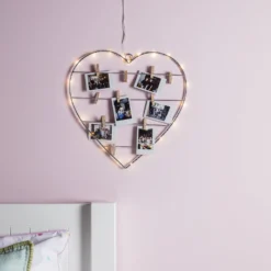 LED Herz Deko mit Holzklammern