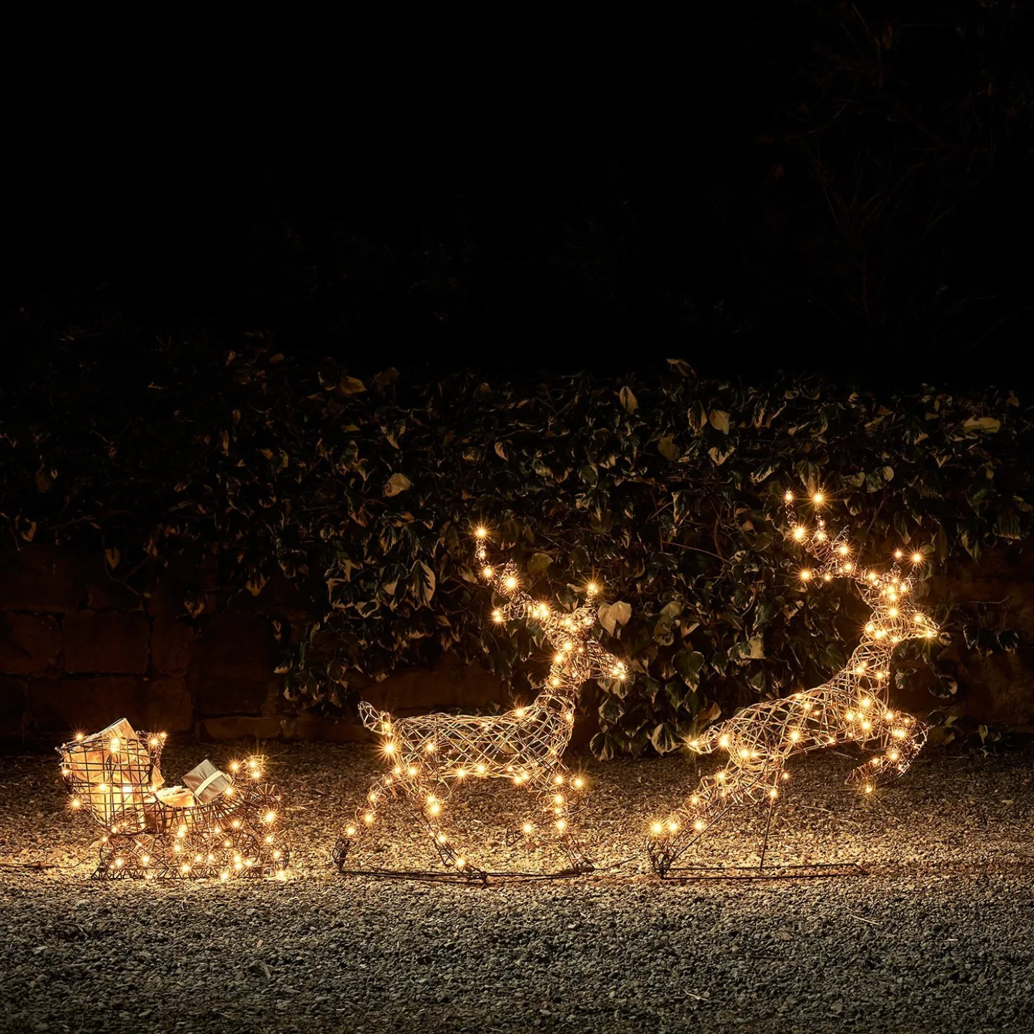 LED-Rentiere mit Schlitten Studley