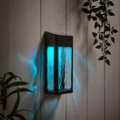LED Solar Wandleuchte aus Glas schwarz