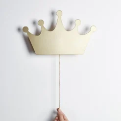 Metall Krone Lampe in Gold
