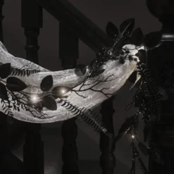 1,8m Halloweengirlande schwarzes Laub mit Beleuchtung