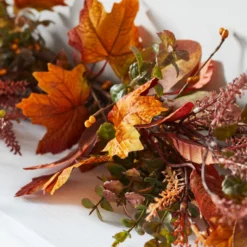 2m Herbstgirlande Ahornblätter mit Beleuchtung