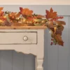 1,5 m LED-Herbstgirlande mit Ahornlaub in Dunkelgrün & Rot