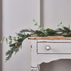 1,5m Weihnachtsgirlande Beeren und Tannenzapfen