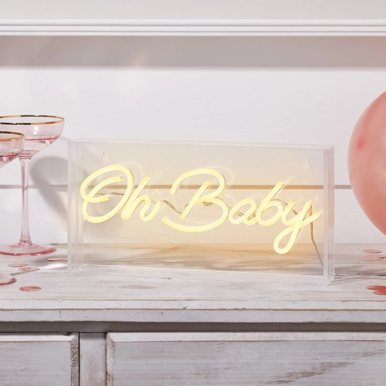 Neon Schriftzug Oh Baby
