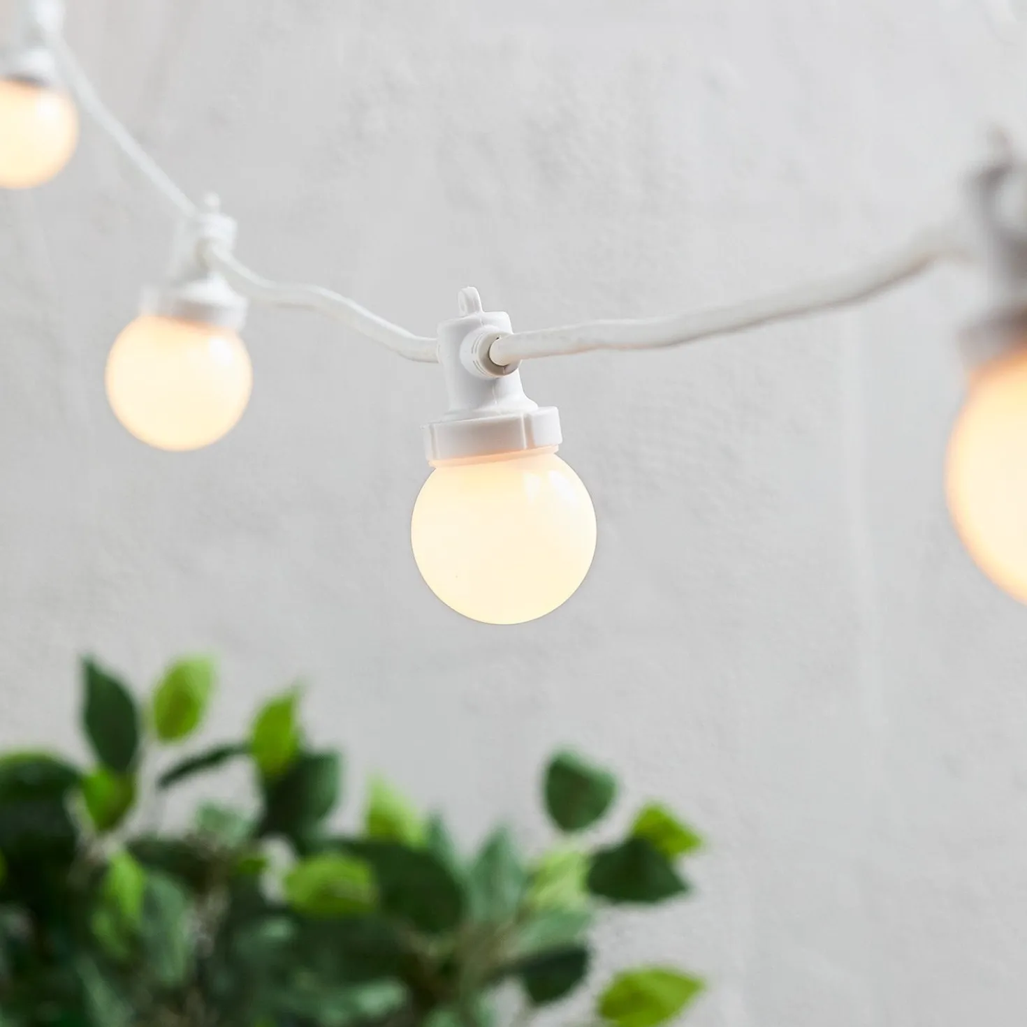Pro Connect 125m 250er Party Lichterkette warmweiß koppelbar weißes Kabel