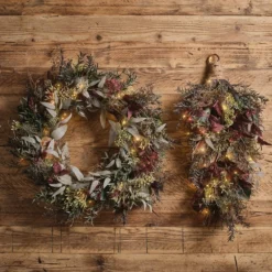 Set aus Kranz & Wandstrauß für Herbst und Winter mit integrierter Beleuchtung