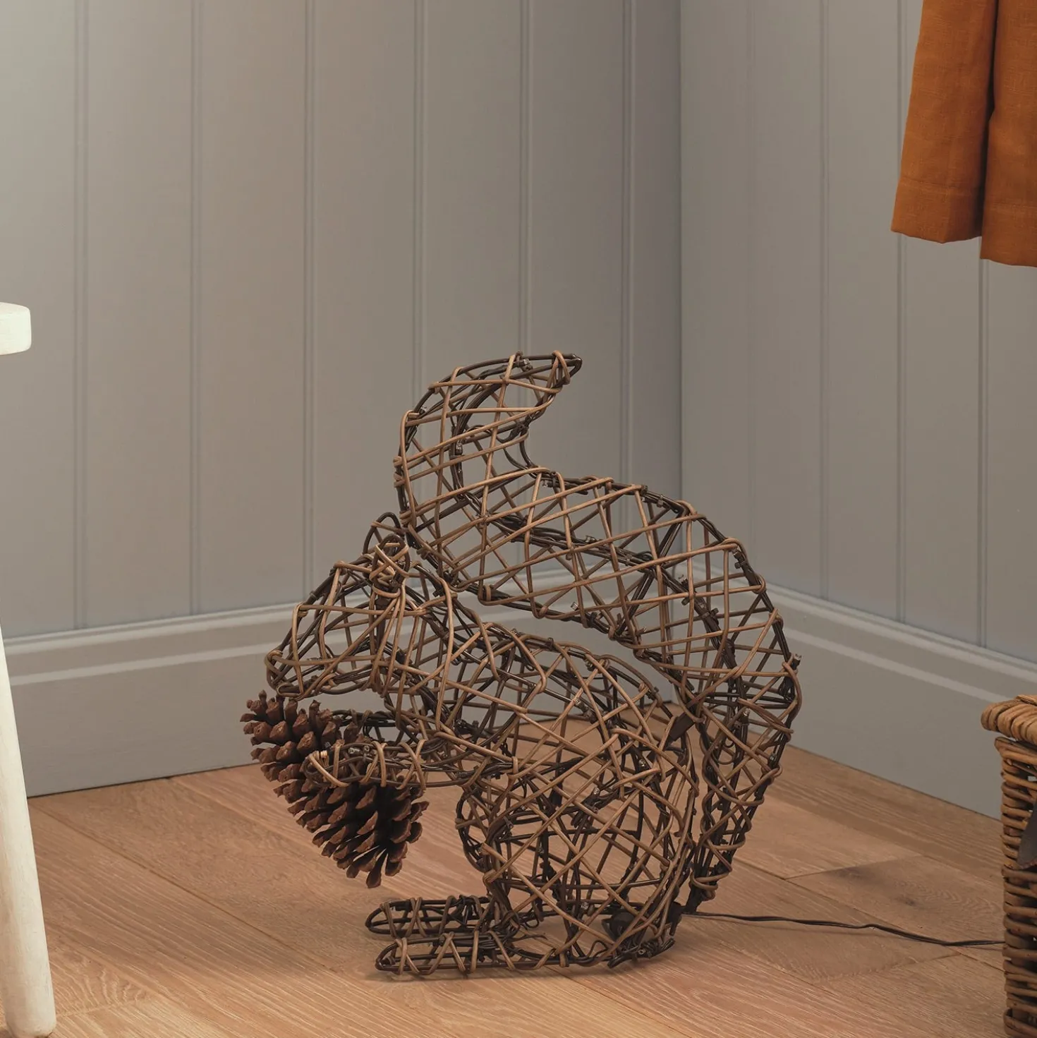 Sherwood Rattan LED-Gartenfigur Eichhörnchen mit 60 LEDs und Timer