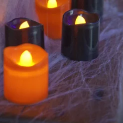 Spinnweben weiß mit 6 Spinnen