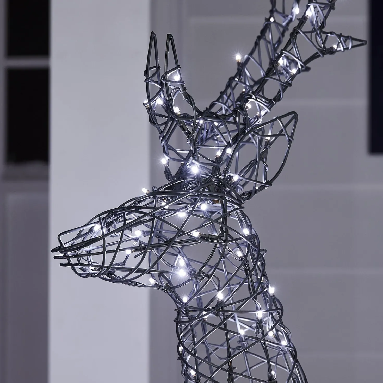 Springendes LED-Rentier Hirsch L Harlow