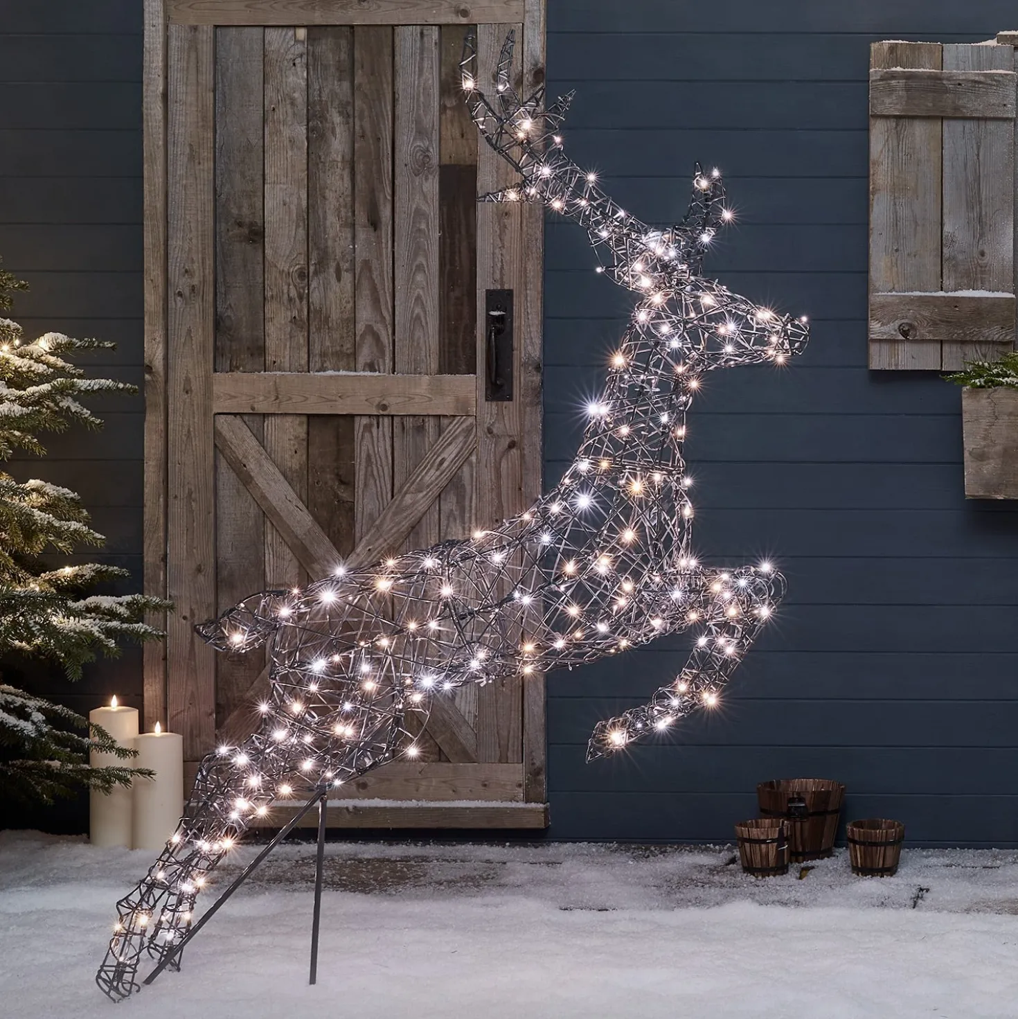 Springendes Solar-LED-Rentier Hirsch L Harlow