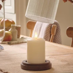 TruGlow® LED-Windlicht mit Kerze & Fernbedienung in Warmweiß