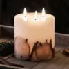 TruGlow® Winter LED Kerze Echtwachs mit 3 Dochten