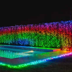 Twinkly 2,1m smarter Lichtervorhang Bunt und Weiß Edition mit 210 LEDs