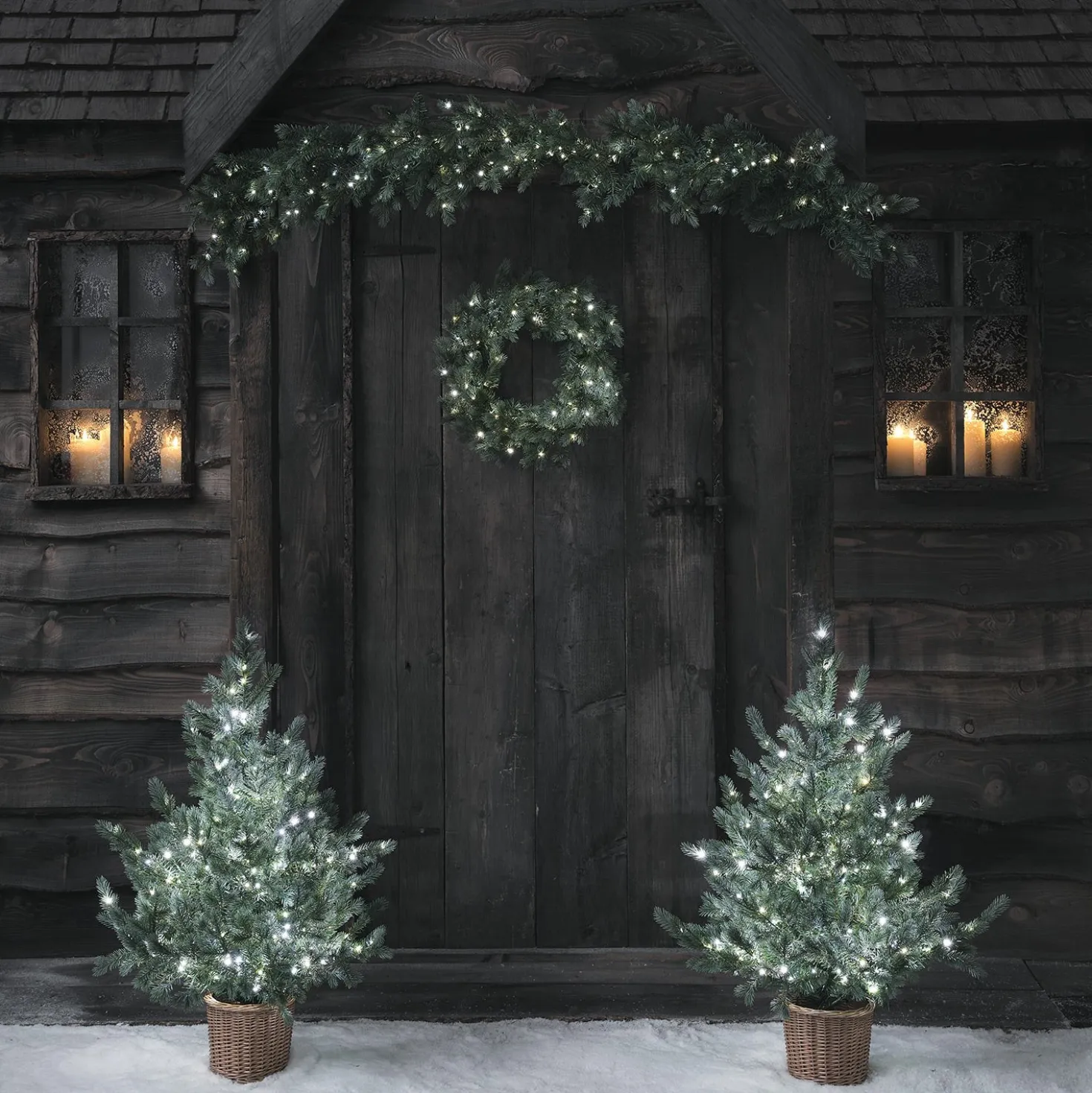 Weihnachtsdeko-Set Kranz, Girlande und Weihnachtsbäume Tannenzweige