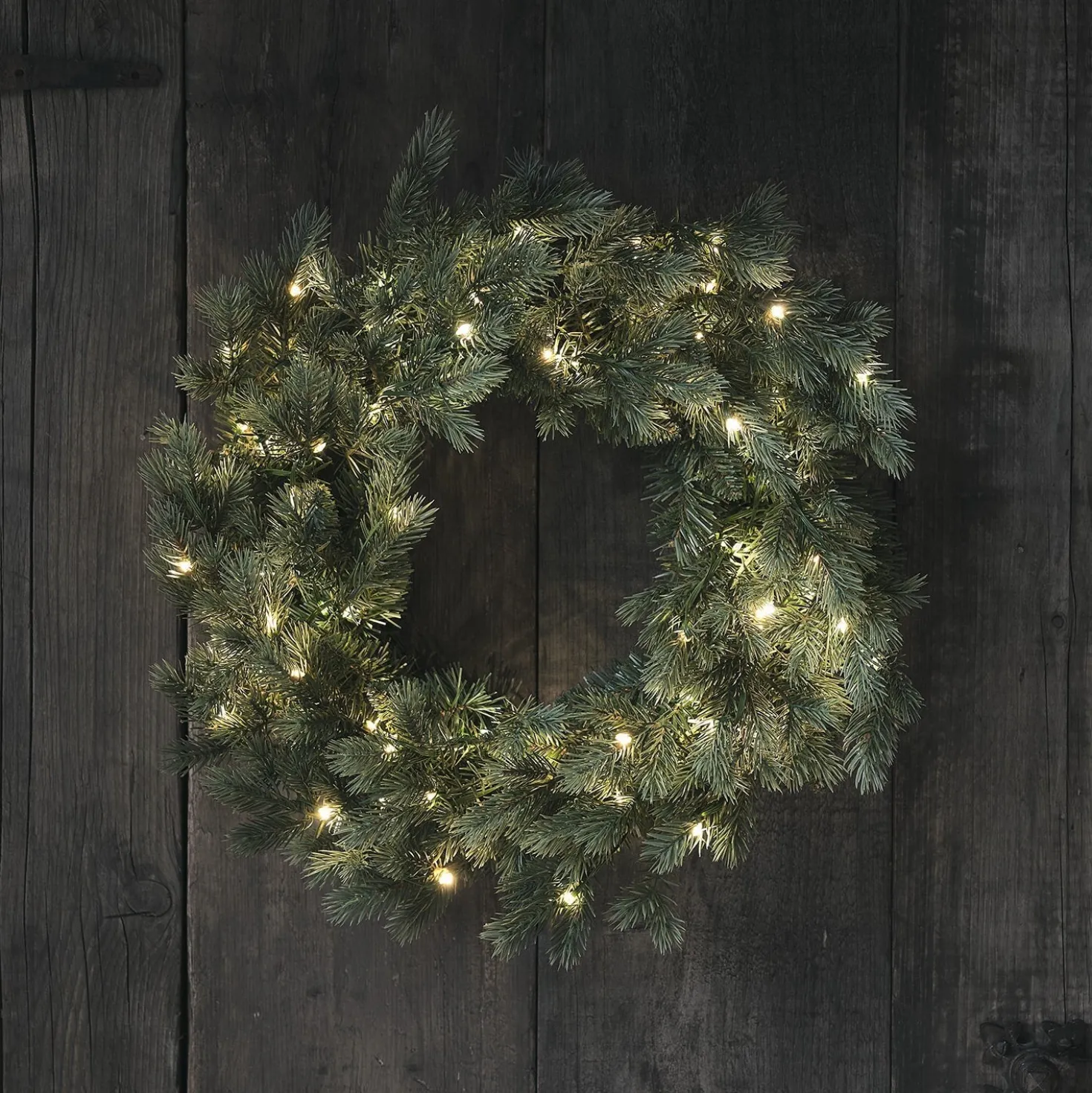 Weihnachtsdeko-Set Kranz, Girlande und Weihnachtsbäume Tannenzweige